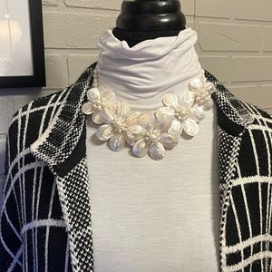 🌴HawaiianPearls🌺 HandmadeStatement Necklace &Earring set